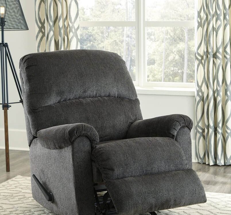 Ashley 8070325 - Rocker Recliner