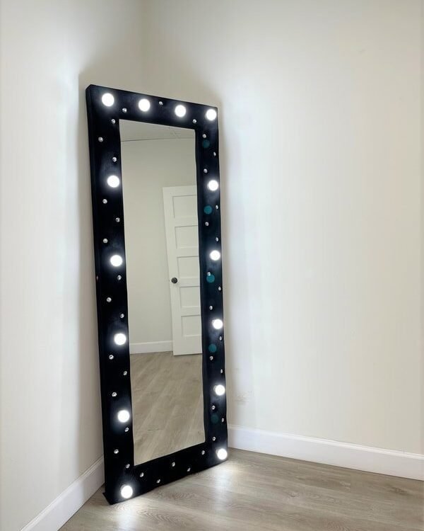 Princess Black - Floor Mirror