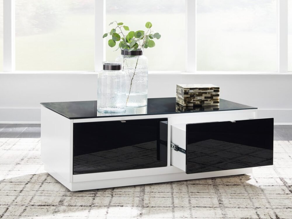 T756-1 Cocktail Table